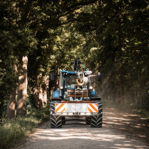 Kraaningevoerde houtversnipperaar BoomOntzorging 1